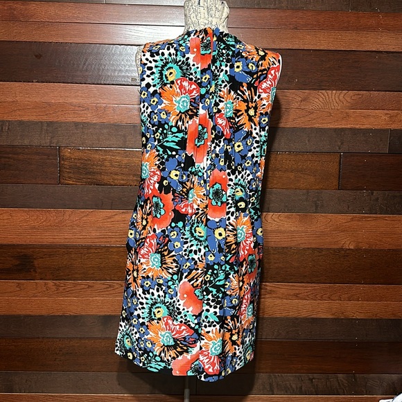 Relativity Pleated Scoop Neck Multi Colored Floral Midi Dress - Picture 8 of 10